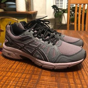 Asics Gel Venture 7, running shoes, size 7, NWOB